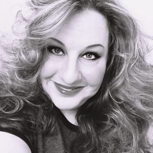 Meet your Posher, Alisa